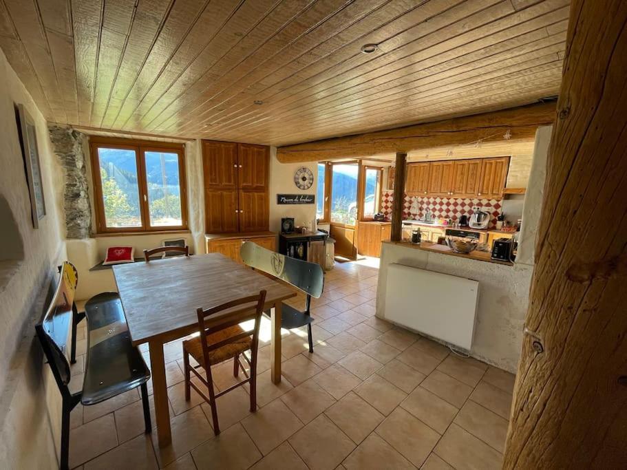 Chalet Au Coeur De La Haute Tarentaise Сеез Экстерьер фото